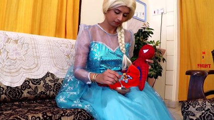 SPIDERMAN VS FROZEN ELSA BABYS POO Spiderman POOP PRANK Superhero In Real Life Prank Vide