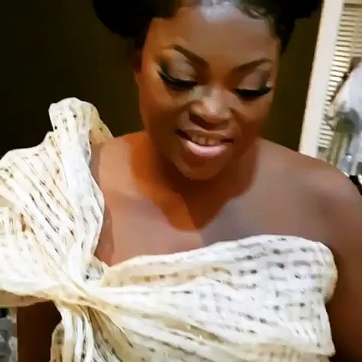 Funke Akindele Covers Bump