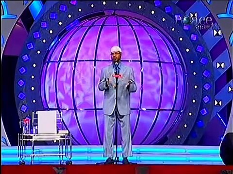 হিন্দু নারীকে মুসলমান বানানোর সময় ডা. জাকির নায়েক যা বললেন...