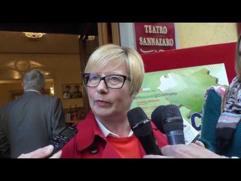 Campania - Ciarambino chiattona , D'Amelio solidale con consigliera M5S (26.03.17)