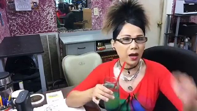 Lisa Pham- Khai dân trí số 92- Hoan hô anh hùng đốt cháy hãng xưởng của tàu cộng