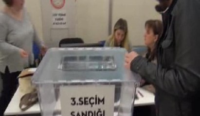 Atatürk Havalimanı'nda oy kullanma işlemi başladı