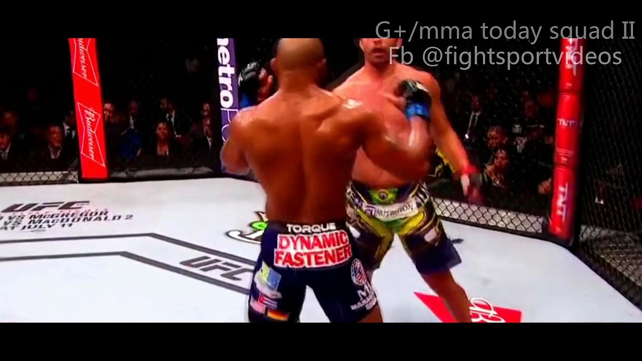 Chris Weidman vs Yoel Romero highlights