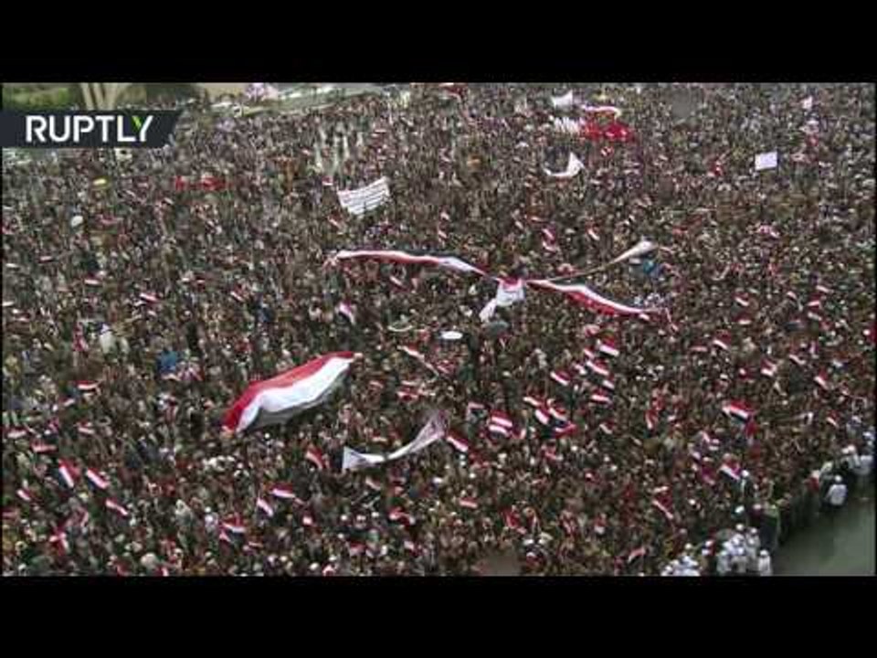 Thousands rally in Sanaa, Yemen against Saudi-led airstrikes