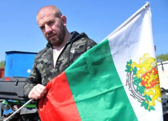 Irkçı Bulgar Dinko Valev 'Mülteci Avcılığıyla' Zengin Oldu