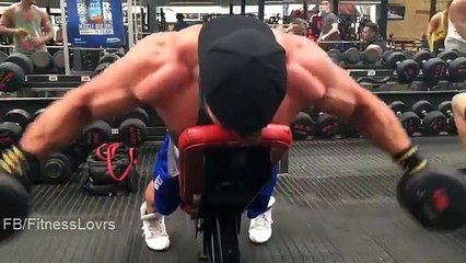 Omuzları çalıştırmak için yapmanız gerekenler bu...