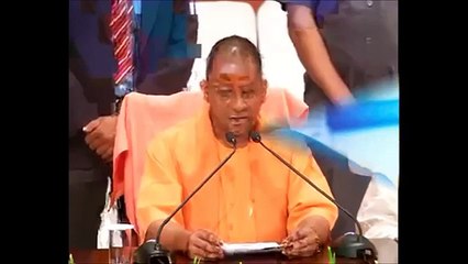 Twinkle Khana Insults CM Yogi Adityanath