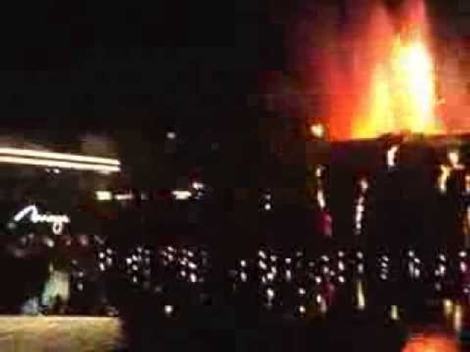 fire show las vegas, nui lua