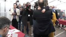 Ak Partili Milletvekili Yeneroğlu Oyunu Almanya'da Kullandı