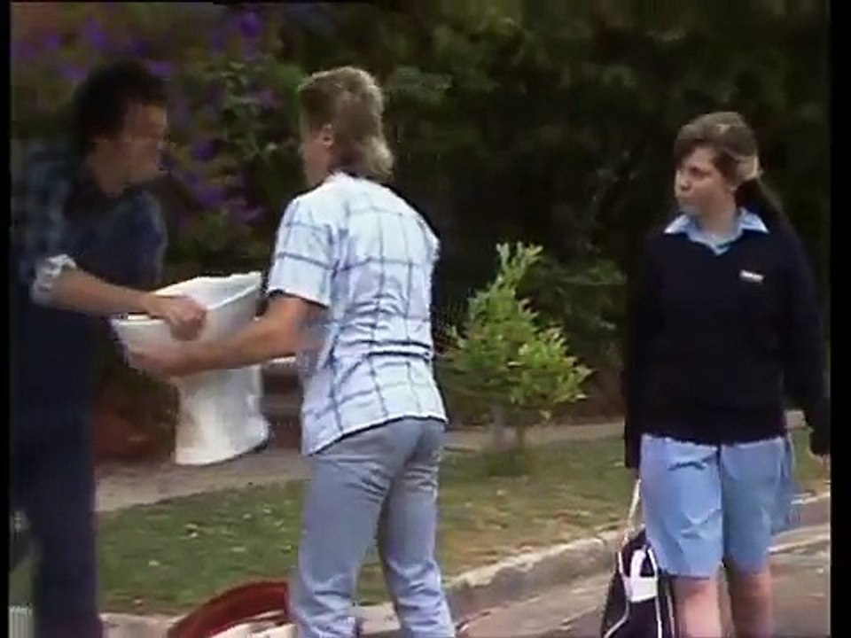 Neighbours Episode 224