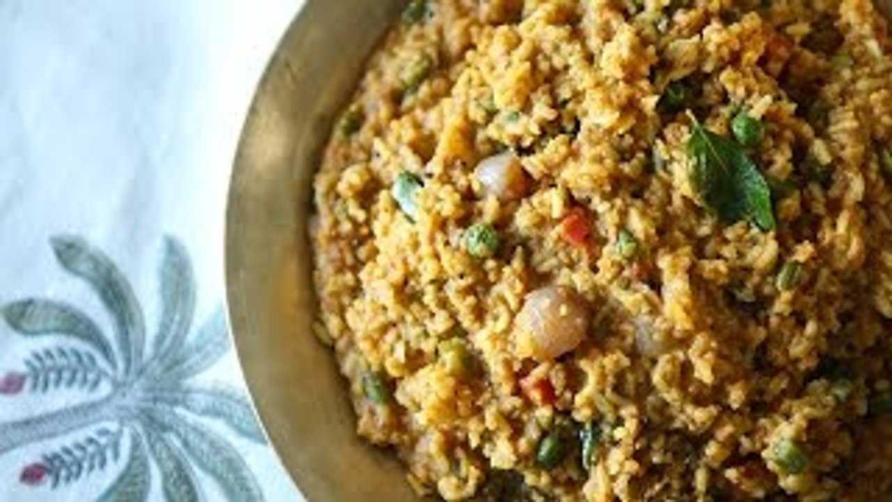 Bisi Bele Bath Recipe | How To Make Bisi Bele B...