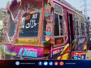 Shooters target bus in Karachi, injure three