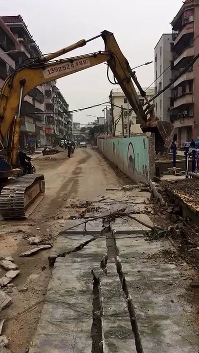 Funny Video Unfortunate Timing