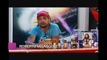 Presentadora prueba juguete intimo en vivo!