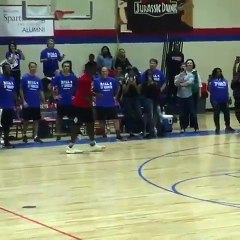 Zion Williamson se lâche sur un dunk contest
