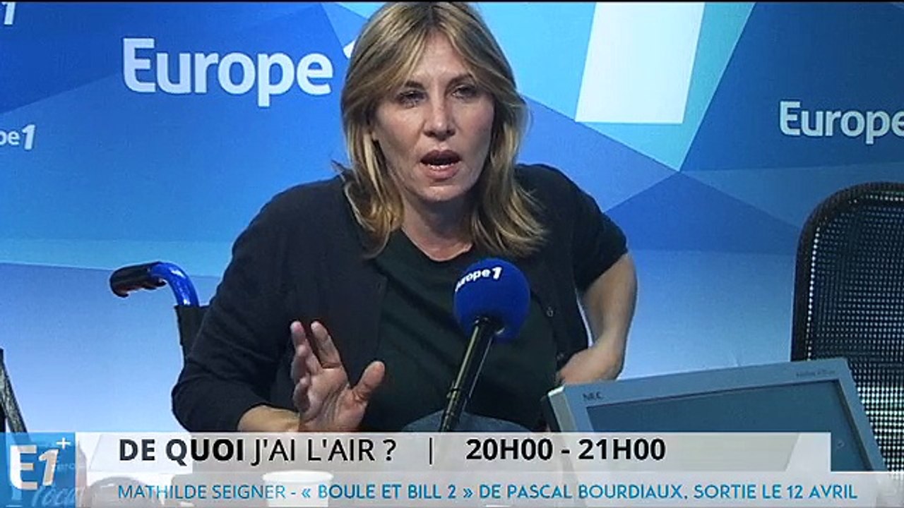Mathilde Seigner : "J'avais des posters de Michel Sardou partout dans ma chambre"