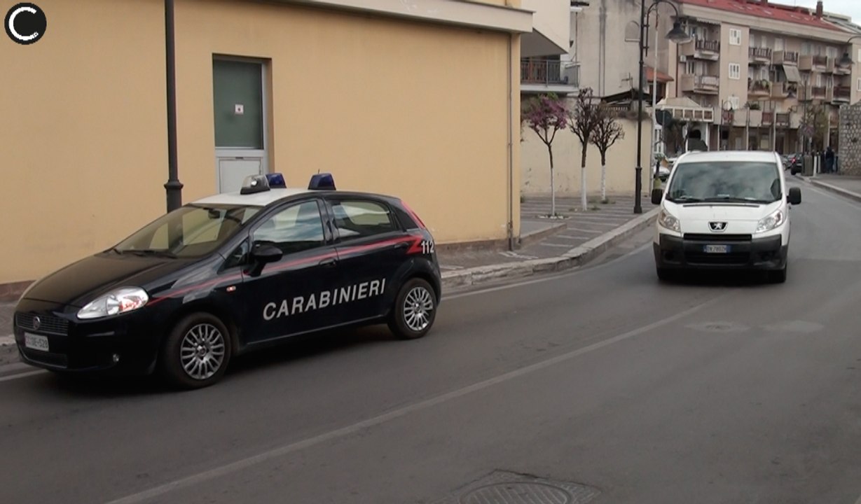 Carinaro (CE) - Tentata rapina al banco di Napoli (27.03.17)