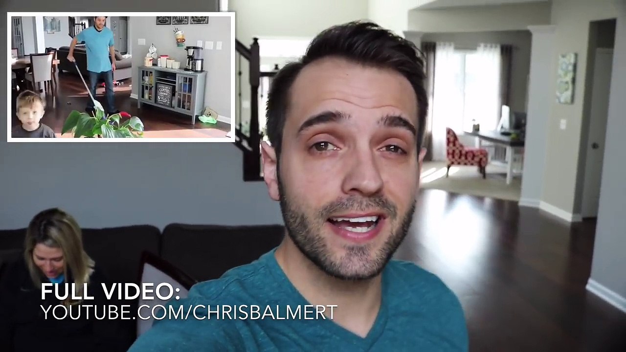 Il réalise une expérience douloureuse qui reproduit les contractions de l'accouchement