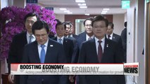 Acting president Hwang Kyo-ahn urges reforms, job creation for growth