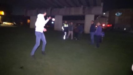 Refüjü Aşan Otomobil Minibüse Çarptı: 5 Yaralı