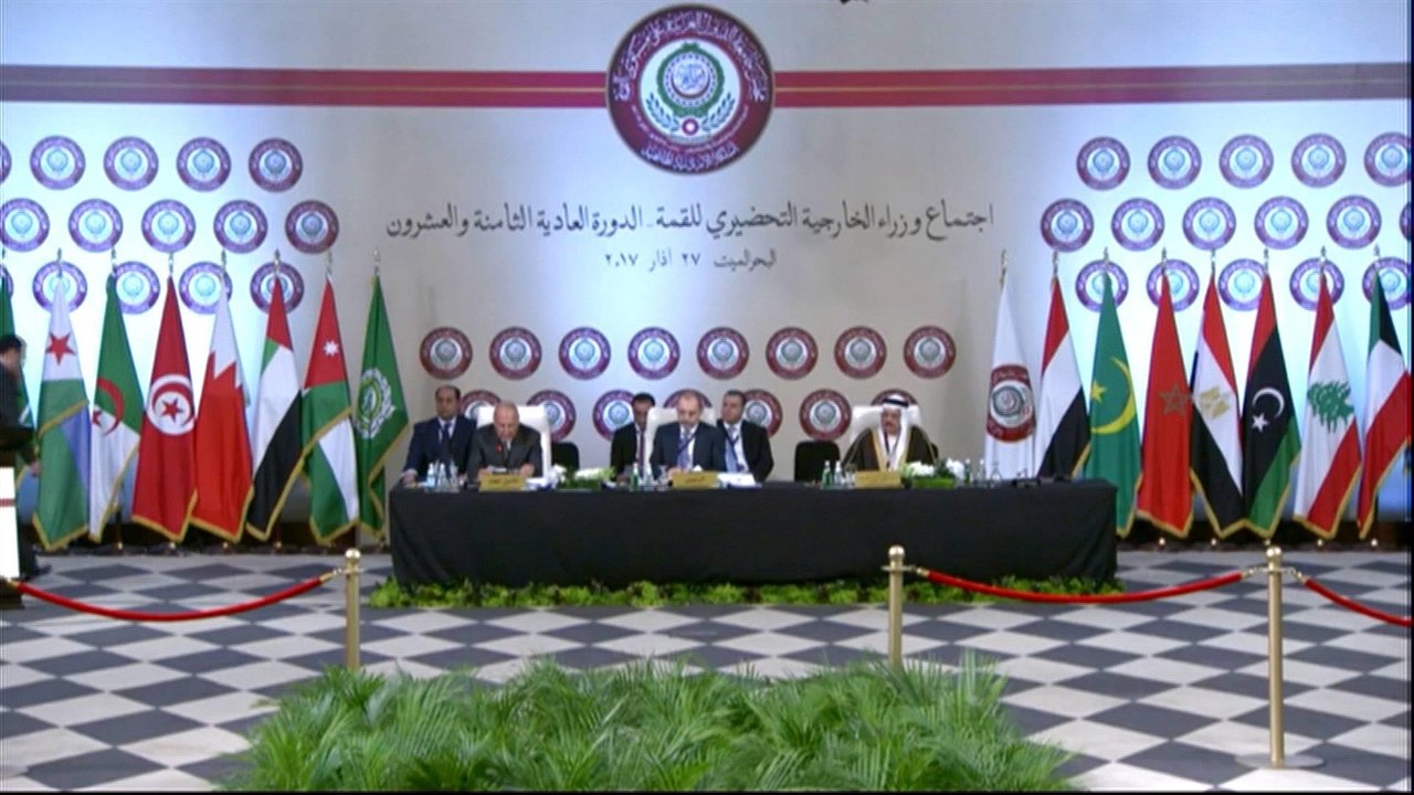 Arab leaders tackle regional crises at Jordan summit