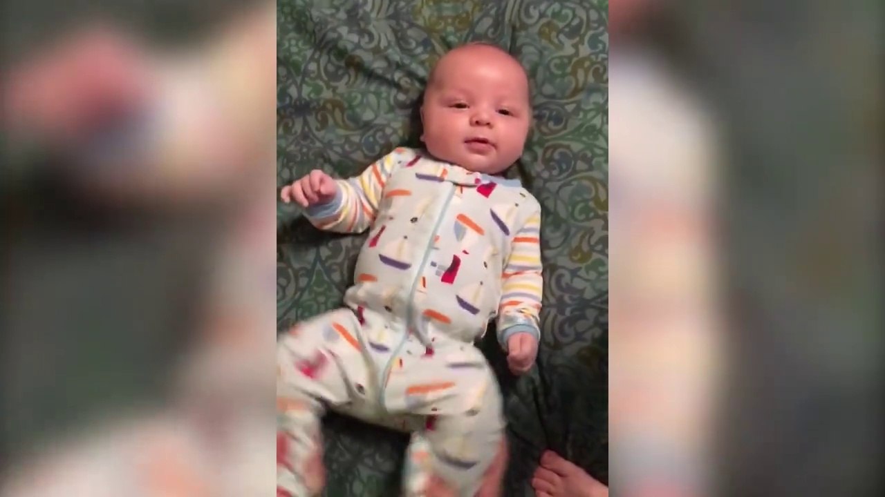 Premiers pas, première danse, premier baiser : compilation de bébés trop chou