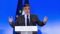 Présidentielle : en meeting, François Fillon réitère sa référence polémique au suicide de Pierre Bérégovoy
