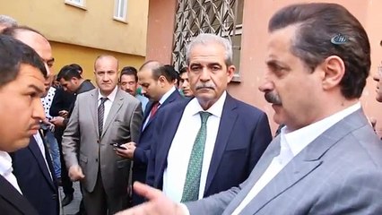 Bakan Çelik Gardıropta Yaşayan Aileye Sahip Çıktı