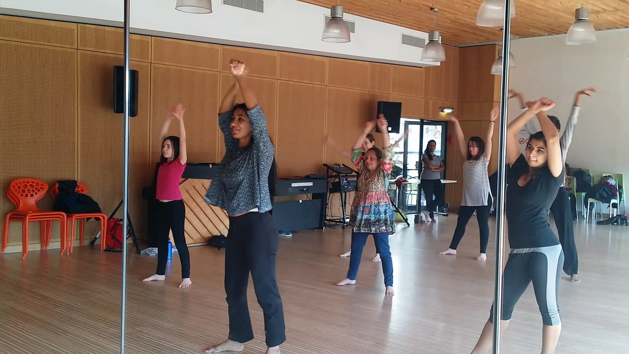 cours samedi ( chittiyan kalaiyan ).