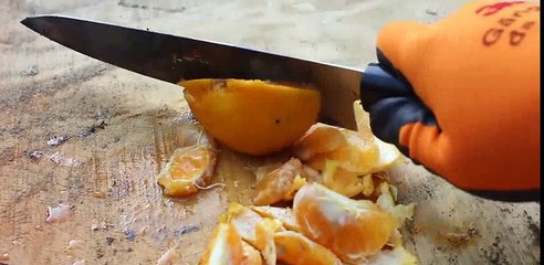 EXPERIMENT Glowing 1000 degree KNIFE VS EGGS