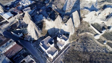 Otel Çalışmaları Nedeniyle Zarar Gören Peri Bacaları Havadan Görüntülendi