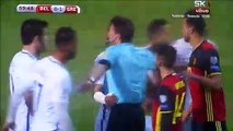 اعتداء غريب من لاعب منتخب بلجيكا لمنافسه