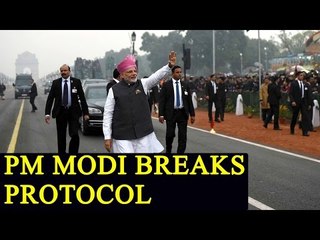 PM Modi breaks protocol, walks down the road | Oneindia News