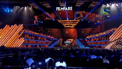 ‘Take Off Your Pants’ Alia Bhat To Shahrukh Khan During Awards Show