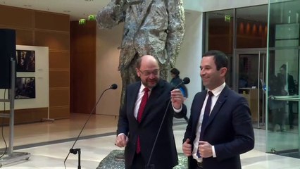 Martin Schulz apporte le soutien du SPD à Hamon
