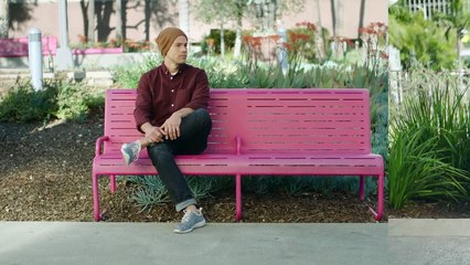 Share your real-time location with the people you want, for exactly as long as you want