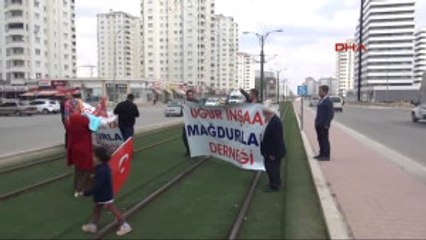 Gaziantep - Şirket Iflas Edince Evleri Satılan Vatandaşlar Tramvay Yolunu Kapattı