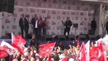 AK Parti Mitingi - Basbakan Yıldırım'a Vatandaşlardan Yoğun Ilgi