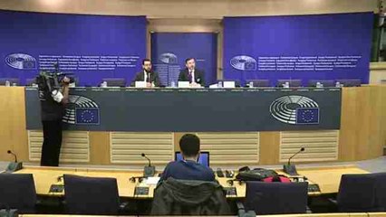 Presidente "Hazte Oír" se presenta como víctima de persecución política en PE