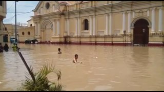Al menos 4 muertos y miles de damnificados por inundaciones en norte peruano