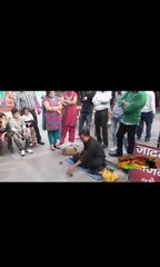STREET MAGIC IN FRONT OF ALL AMAZING SKILL INDIA
