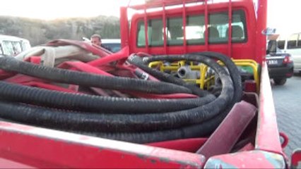 Su Tahliye Motorunun Egzozundan Sızan Gazdan 2'si İtfaiyeci 12 Kişi Zehirlendi