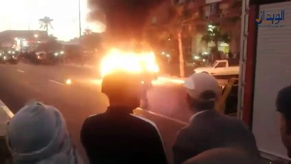 النيران تلتهم طاكسي بباب دكالة بمراكش