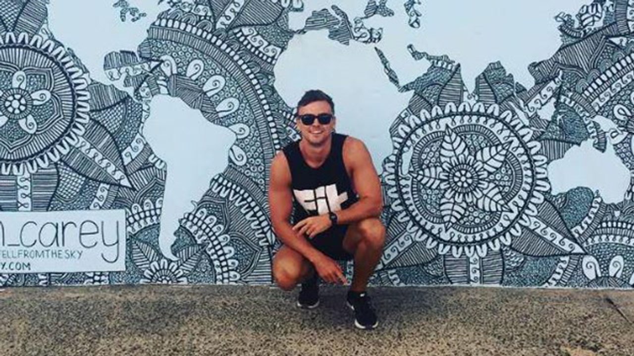 Stud Traveling Alone Receives Offers For Compan...