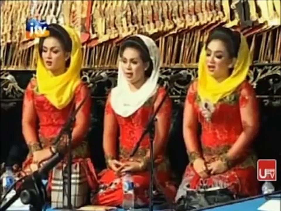 Wayang Kulit Lakon SUMPING PURBO KAYUN Dalang Ki Sunaryo Part 3 of 5