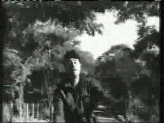 Akela Hoon Main Is Duniya Mein