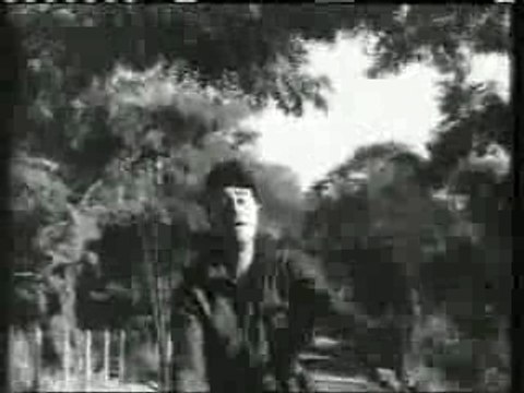 Akela Hoon Main Is Duniya Mein