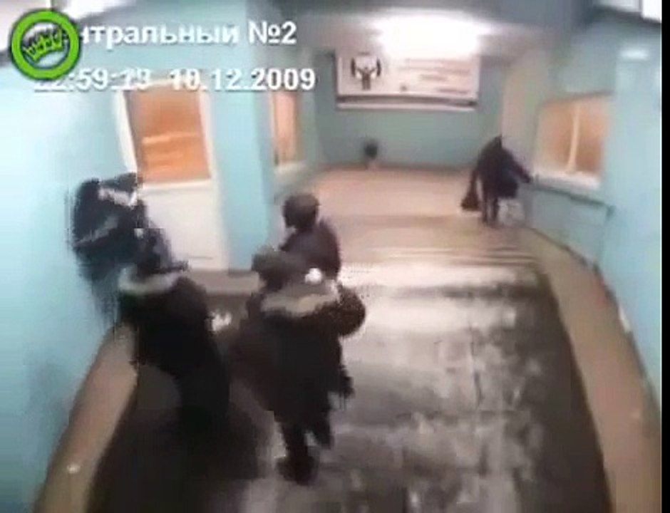 empty hand combat, grandfather vs 5 youth
