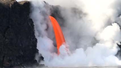 Lava "Fire Hose" Returns After Cliff Collapse (Feb. 5, 2017)