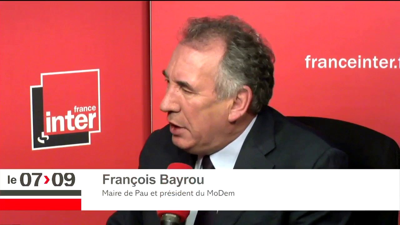 François Bayrou sur son ralliement à Emmanuel Macron "J'ai vérifié auprès d'Emmanuel Macron qu'il faisait une séparation nette entre l'argent et le pouvoir politique